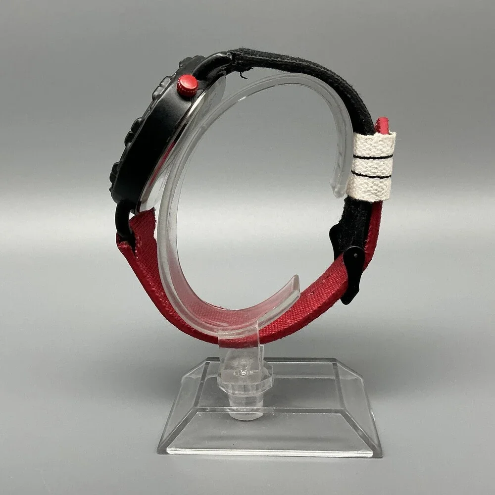 Bleach Loot Crate Exclusive Mens Watch 42mm Anime Black Red Canvas New Battery
